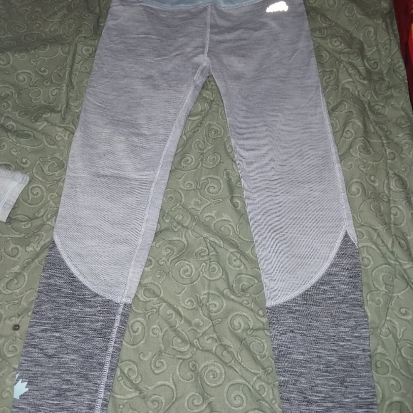 Bnwot Roots track suit - Picture 4 of 5